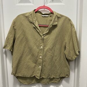 Uniqlo Olive Green Women's Button-Up Top